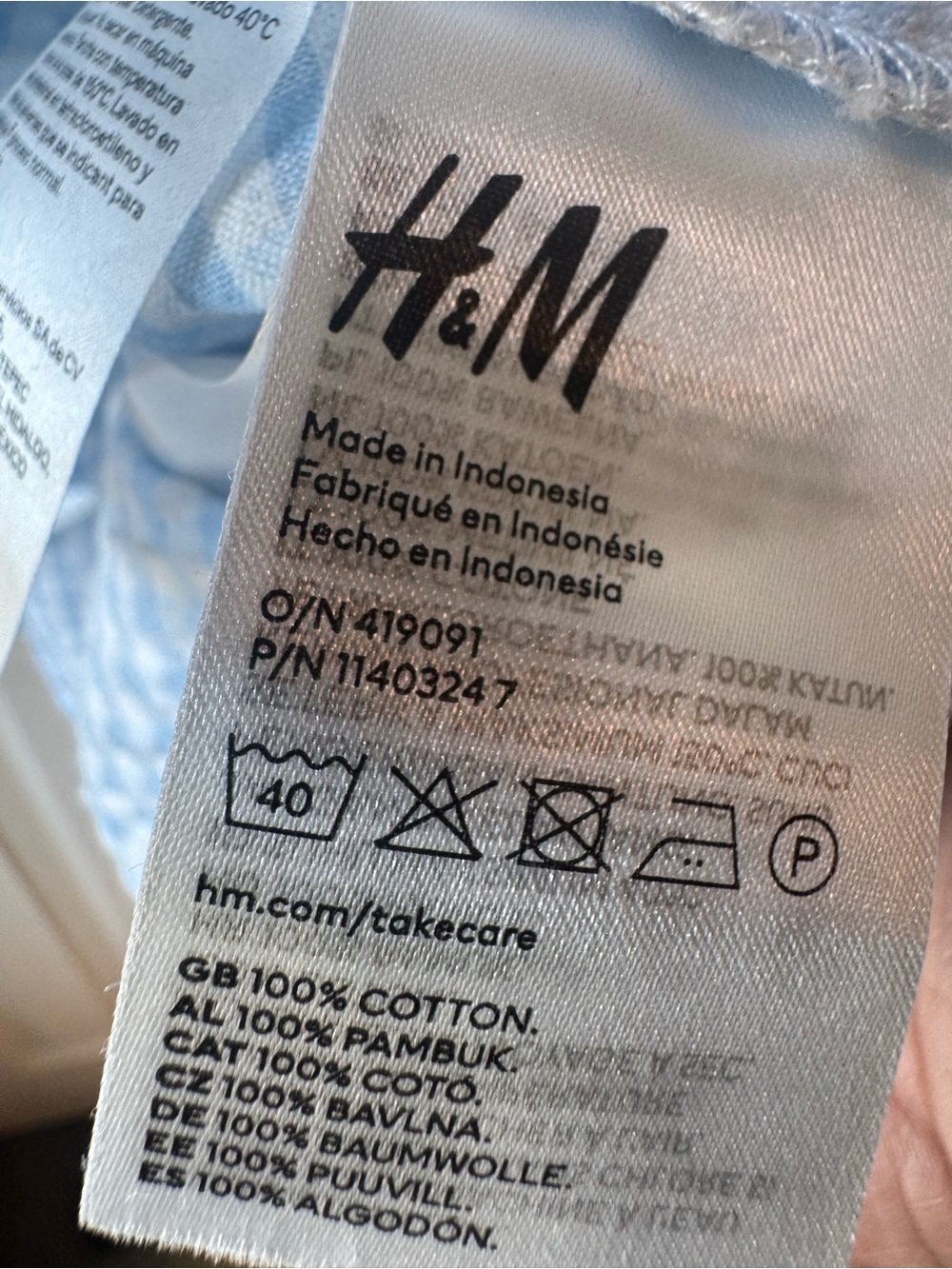 H&M Light Blue Textured Button-Up Blouse - Picture 6 of 6